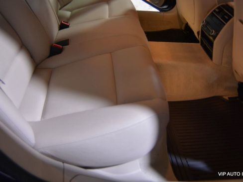 Used 2014 BMW 750Li xDrive image 28