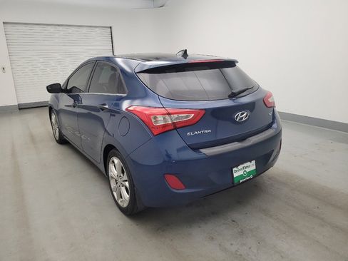 Used 2015 Hyundai Elantra GT w/ Option Group 03 FWD image 5