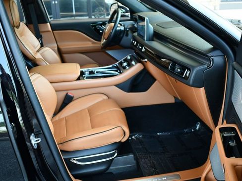 Used 2020 Lincoln Aviator Black Label w/ Dynamic Handling Package image 49