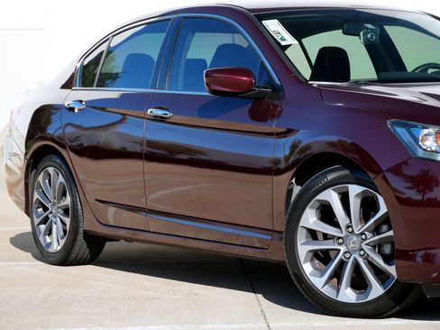 Used 2015 Honda Accord Sport image 20