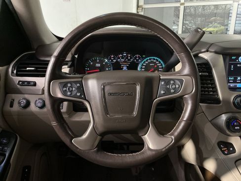 Used 2019 GMC Yukon XL Denali w/ Denali Ultimate Package image 24