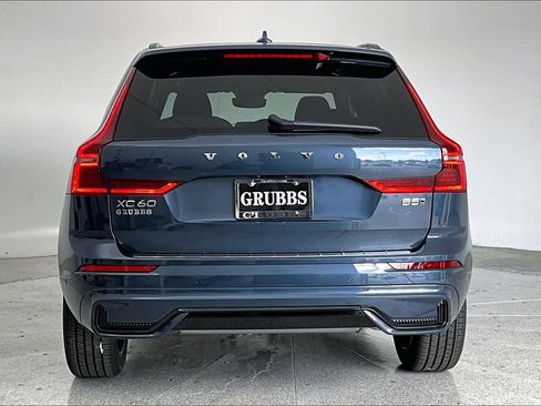 New 2026 Volvo XC60 B5 Plus w/ Protection Package Premier AWD/4WD image 4