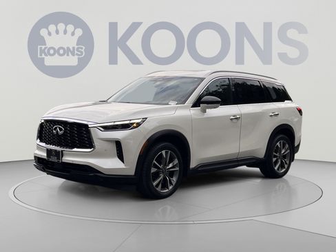 Used 2023 INFINITI QX60 Luxe w/ Cargo Package AWD/4WD image 5