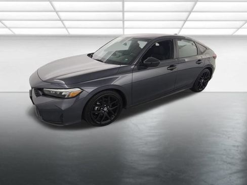Used 2025 Honda Civic Sport image 2