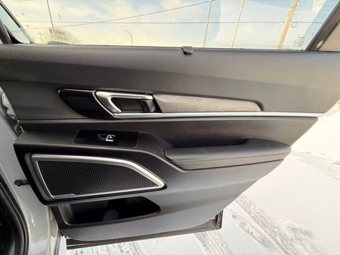 Used 2023 Kia Telluride EX X-Line image 46