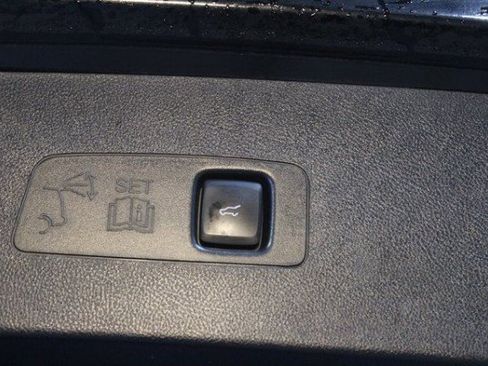 Used 2020 Lincoln Corsair AWD w/ Equipment Group 101A image 16