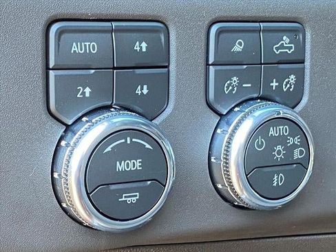 New 2026 GMC Sierra 1500 SLT w/ SLT Premium Plus Package image 19