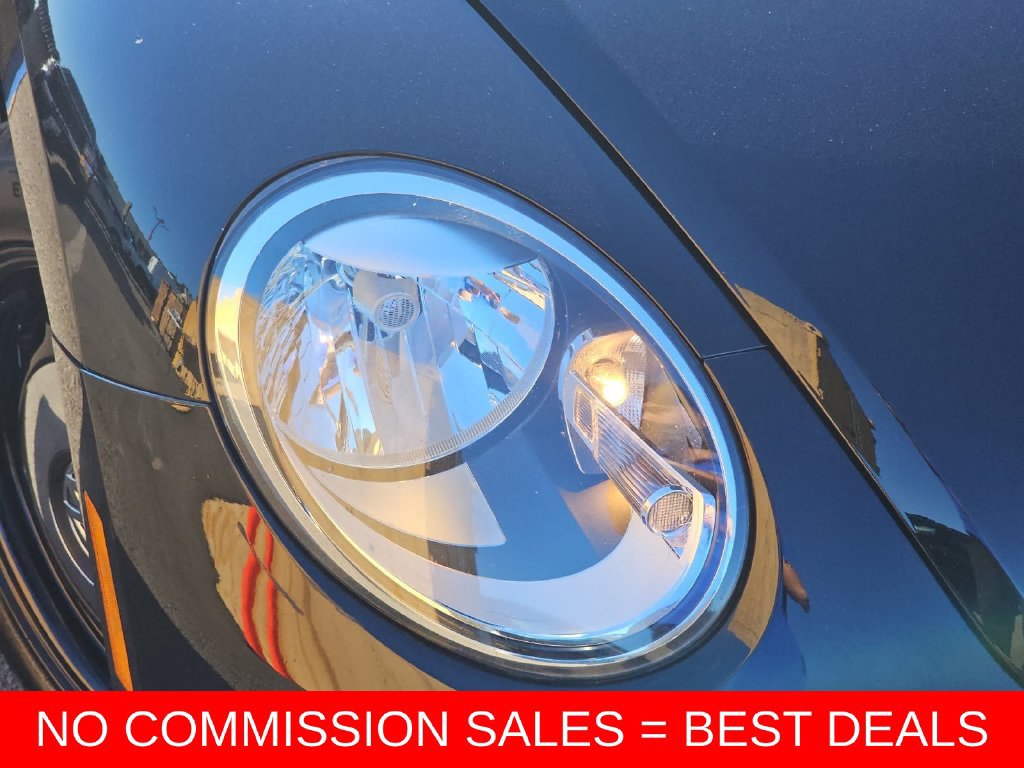 Used 2016 Volkswagen Beetle 1.8T SE FWD image 32
