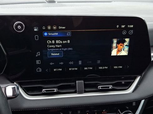 Used 2025 Chevrolet Equinox LT FWD image 15