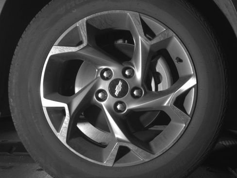 Used 2025 Chevrolet Trax LT w/ LT Convenience Package FWD image 13