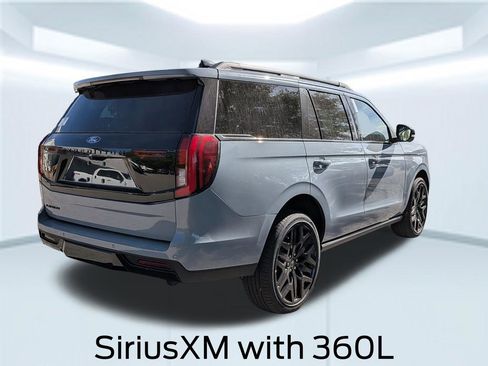 New 2026 Ford Expedition Platinum image 8