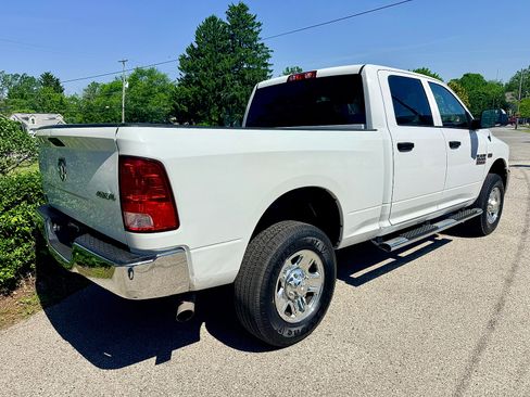 Used 2018 RAM 2500 Tradesman w/ Chrome Appearance Group AWD/4WD image 4