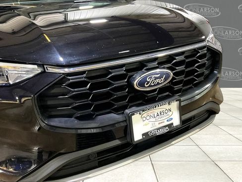 Certified 2025 Ford Escape ST-Line AWD/4WD image 13