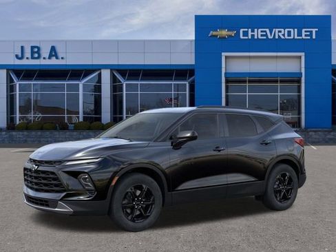 New 2026 Chevrolet Blazer LT w/ Convenience Package image 2