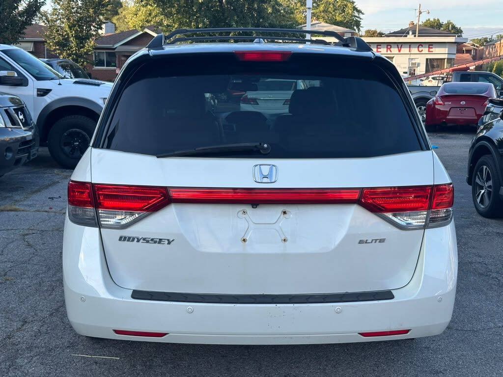 Used 2014 Honda Odyssey Touring image 7