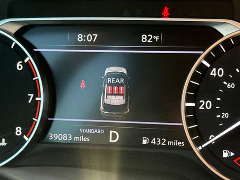 Used 2023 Nissan Rogue SL w/ SL Premium Package FWD image 31