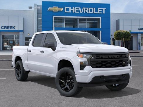 New 2026 Chevrolet Silverado 1500 Custom RWD image 2