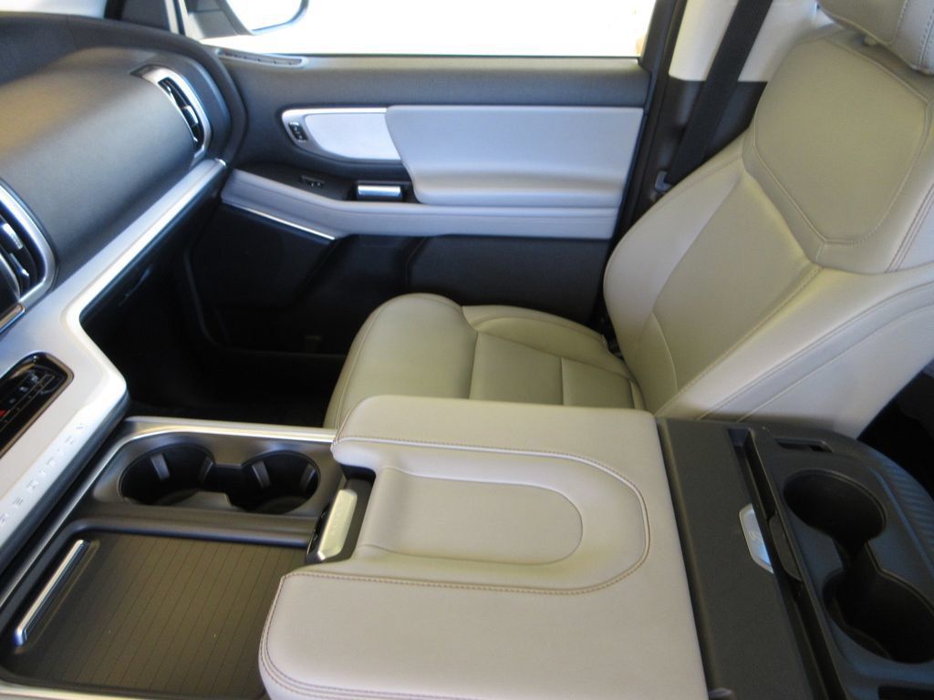 Certified 2025 Ford Expedition Max Active RWD image 20
