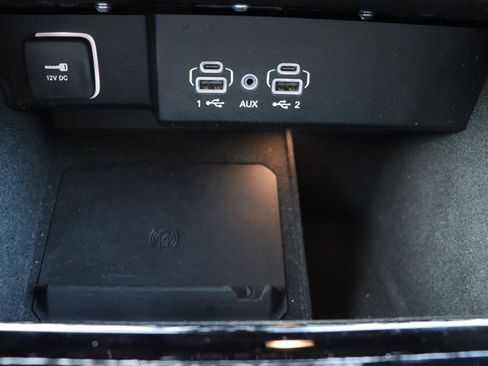 Used 2024 Jeep Wagoneer L Series III w/ Flexible Seating Group AWD/4WD image 43