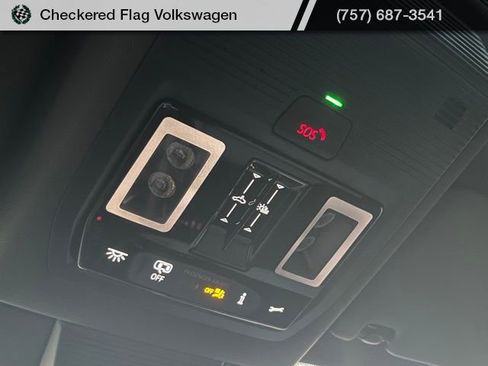 New 2026 Volkswagen Tiguan SE R-Line image 41