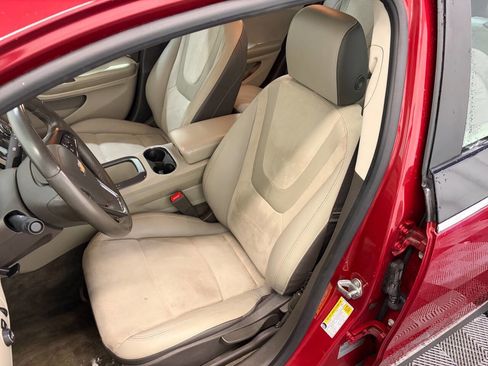 Used 2014 Chevrolet Volt Premium w/ Premium Trim Package image 16