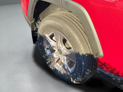 Used 2025 Toyota RAV4 XLE image 29