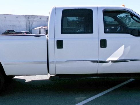 Used 2006 Ford F350 XL RWD image 5