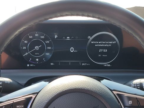 Used 2024 Kia Seltos EX FWD image 24
