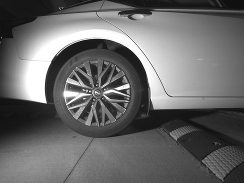 Used 2025 Nissan Altima 2.5 SV image 15