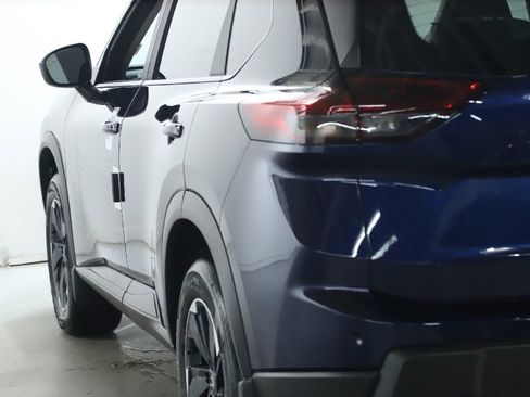 Certified 2026 Nissan Rogue SV image 41