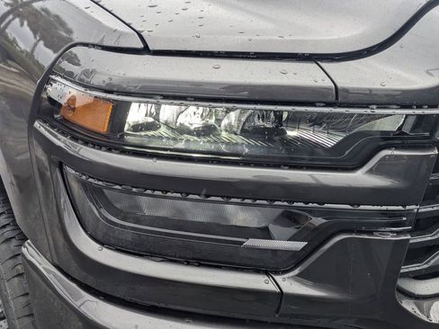 New 2026 RAM 2500 Tradesman AWD/4WD image 11