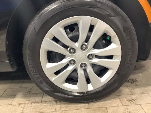 Certified 2023 Kia Soul LX image 27