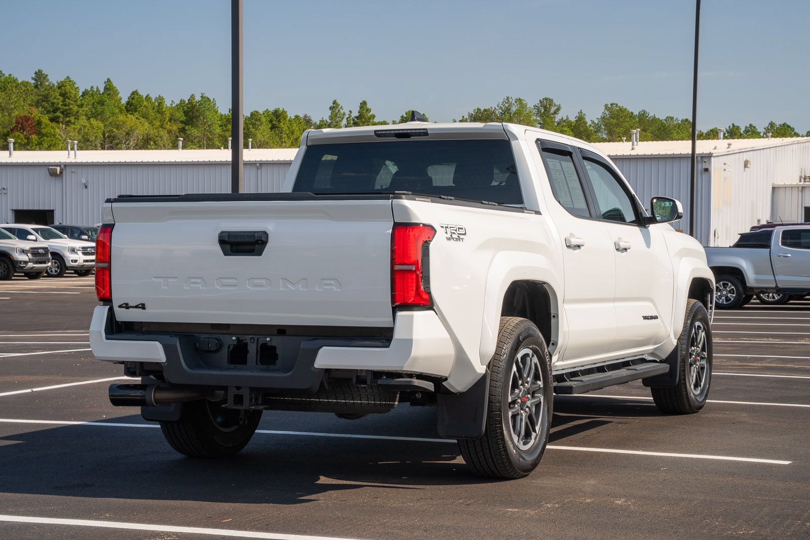 Used 2025 Toyota Tacoma TRD Sport AWD/4WD image 7