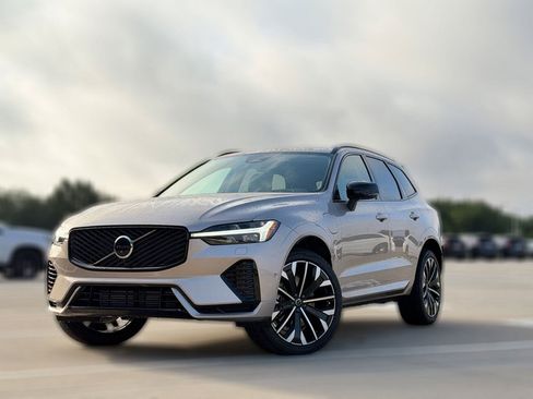 New 2026 Volvo XC60 T8 Ultra w/ Protection Package Premier AWD/4WD image 2