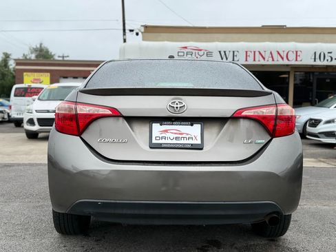 Used 2017 Toyota Corolla LE w/ LE Eco Premium Package FWD image 4
