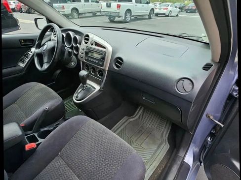 Used 2005 Toyota Matrix image 35