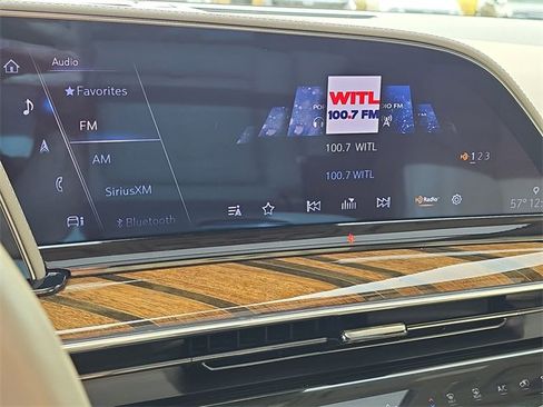 Certified 2023 Cadillac Escalade ESV Premium Luxury Platinum w/ LPO, Radiant Package image 13