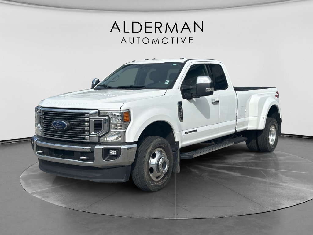 Used 2022 Ford F350 XLT w/ XLT Premium Package AWD/4WD image 1