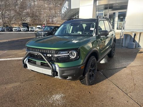 New 2025 Ford Bronco Sport Badlands w/ Sasquatch Badlands Package AWD/4WD image 3