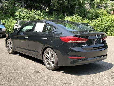 Used 2017 Hyundai Elantra Limited w/ Limited Tech Package 04 FWD image 22