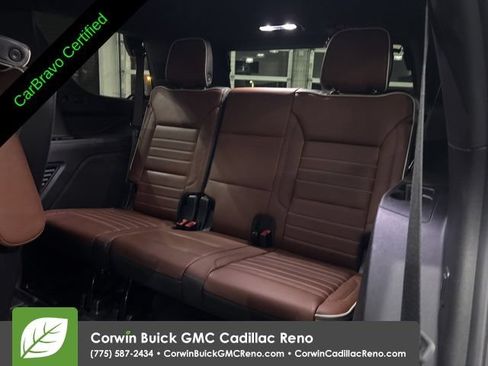Certified 2024 GMC Yukon Denali Ultimate w/ LPO, Floor Liner Package AWD/4WD image 37