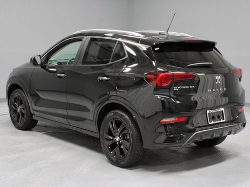 Used 2024 Buick Encore GX Sport Touring w/ Advanced Technology Package AWD/4WD image 9