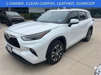 Used 2024 Toyota Highlander XLE video 1