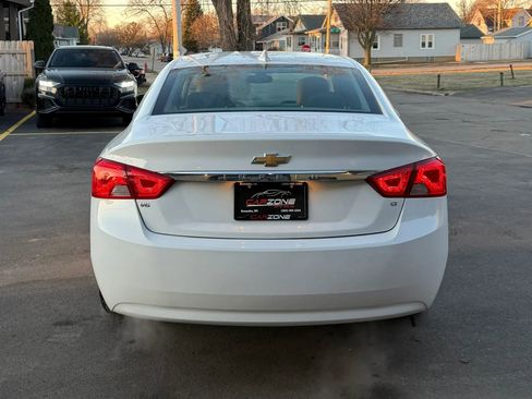 Used 2018 Chevrolet Impala LT w/ LT Convenience Package image 24