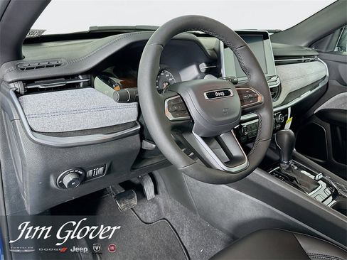 New 2026 Jeep Compass Latitude image 23