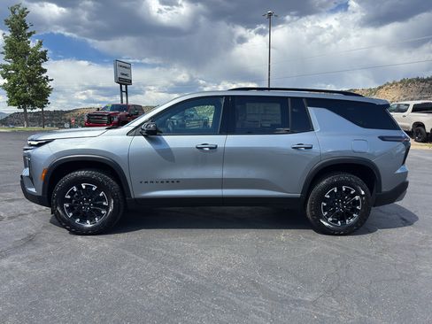 New 2026 Chevrolet Traverse Z71 w/ Enhanced Driving Package AWD/4WD image 4