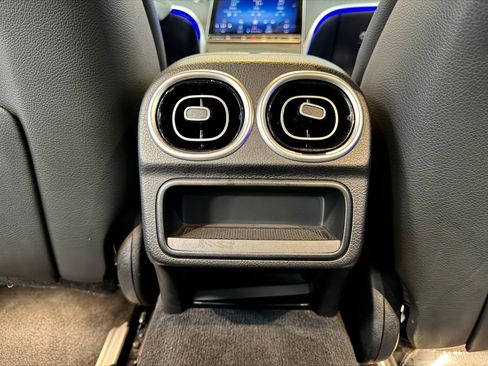 Used 2023 Mercedes-Benz C 300 C 300 w/ Exclusive Trim Package image 36
