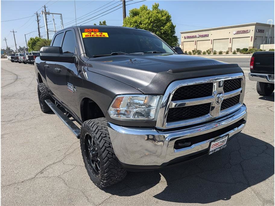 Used 2018 RAM 2500 Tradesman w/ Chrome Appearance Group AWD/4WD image 2