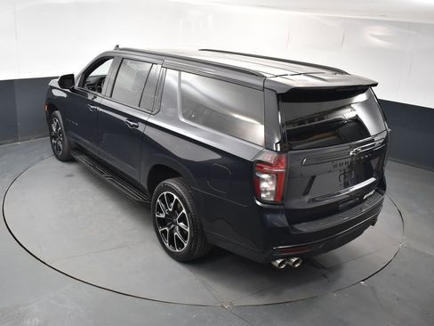 Used 2023 Chevrolet Suburban RST w/ Sport Performance Package AWD/4WD image 24