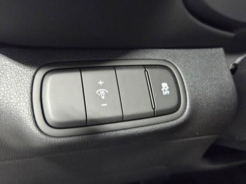New 2026 Hyundai Venue SE FWD image 25
